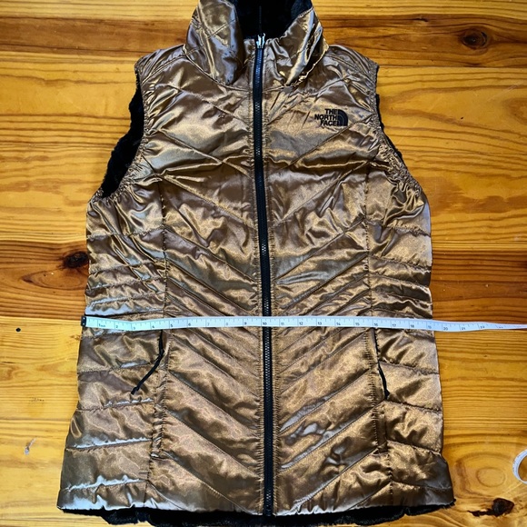 The North Face Curry Gold Black Reversible Vest SZ M - Picture 6 of 8